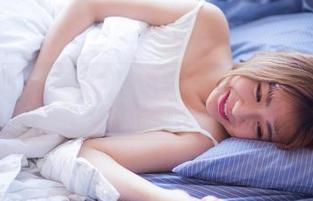 GIRLT果团网 – 最新图集：陈迪娅的秘书人生，办公桌上的各种脑洞瞬间！