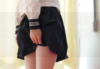 IESS异思趣向 – 小小的红黑配写真合集：看她如何把红酒的优雅和黑咖啡的浓郁结合在一起！