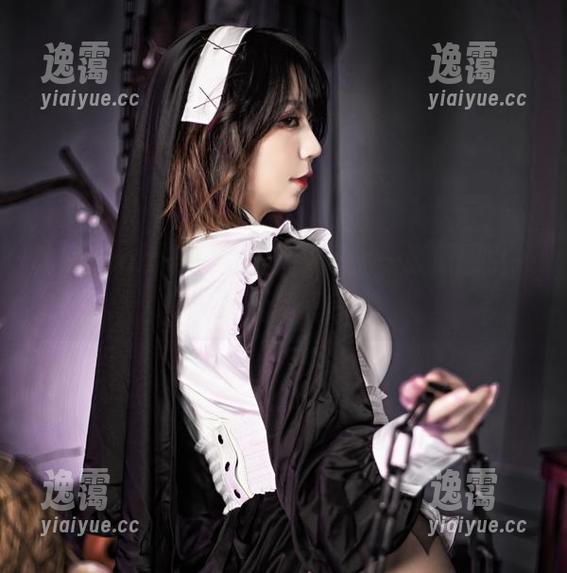 私房Leah梓未的纯白瞬间，一张原图引发的无尽想象