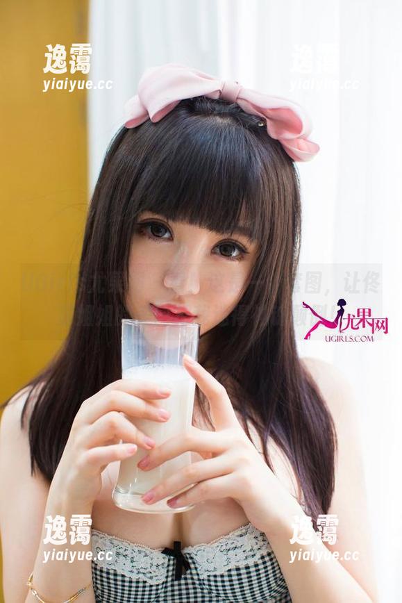 UGirls尤果网 - 看！这是一个套图，让佟蔓姐姐的美图把我迷得神魂颠倒！