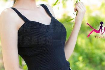 UGirls尤果网 – 颜爱泽的全套作品，剧情其实更像是一种心动…