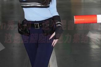 Xiuren秀人网 – 这不是普通的夏日图包，这是唐翩翩的魅力集结号！