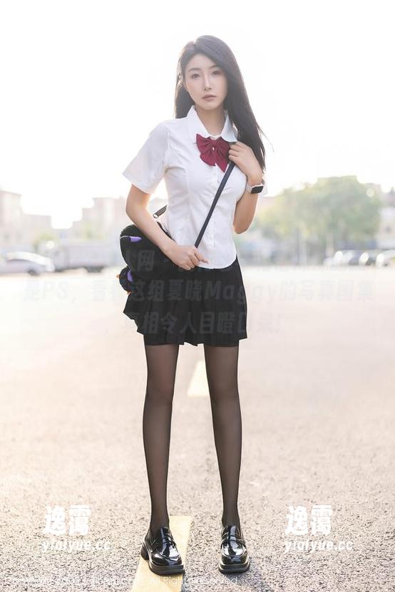 Xiuren秀人网 - 我再也不相信妹妹的脸是PS，看看这组夏晓Maggy的写真图集，真相令人目瞪口呆！