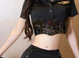 Xiuren秀人网 – 作品之美：夏诗诗Sally的裸足，夏日的微风