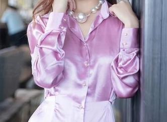 Xiuren秀人网 – 童千艺cara的蕾丝精灵在线图集：真是太会穿了！