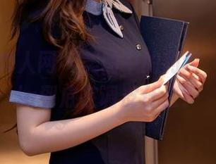 Xiuren秀人网 – 美图中的豹纹，绮里嘉ula到底在调皮什么？