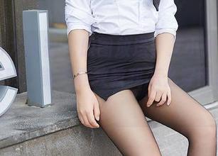YouMi尤蜜荟 – 原图放送，艾小青泳衣全集：天呐，能不能教教我怎么穿得像这样？