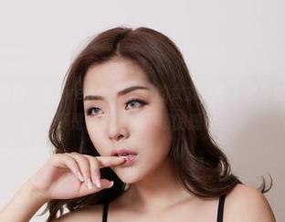 YouWu尤物馆 – Seven小七普通的女友，令人意外的美图合集，真是说不清道不明的感觉。