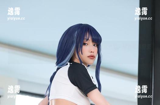 eliza喵喵 eliza喵喵把卢比兔豪华版(NIKKE)玩得这么溜,精选写真得来不易啊!