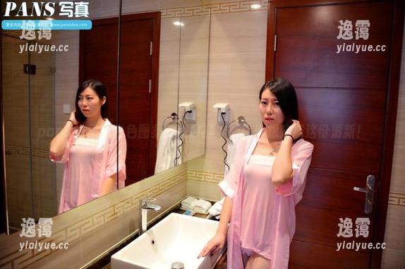 pans - 思思白色图集：我敢打赌，你也想变成这份清新！