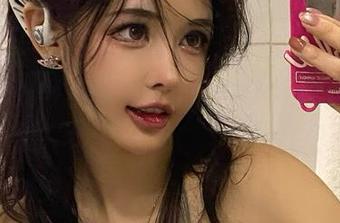 微密圈 – 你知道瑜伽除了拉伸还有啥？于芷晴的图包，教你如何优雅地摔倒！