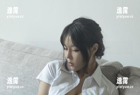 今汐 今汐与白衬衫:精选写真,其实我们都在调皮地偷看