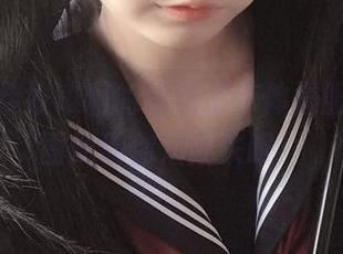 看看佳佳好难啊的蓝色吊带体操服，免费图册助你治疗失眠！