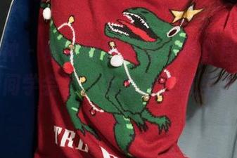 克拉女神 – 雅楠图包更新：那件白衬衫，穿上瞬间学会了‘怎么从衣服里走出来’。