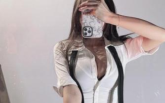 微密圈 – 兔宝妮to最新写真大公开：别小看办公室，竟然能美得这样！