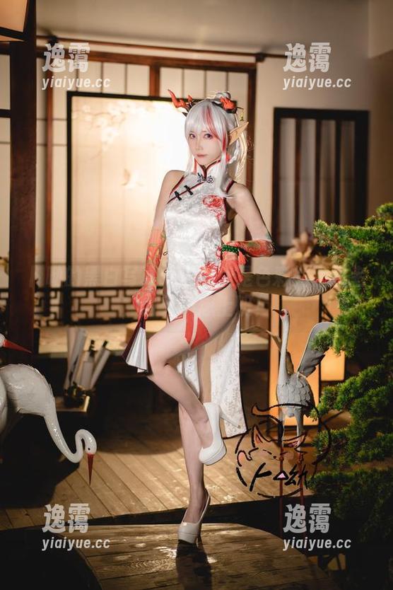 卜呦的黑白写真：这简直是色彩的叛逆者，白天不想上班！