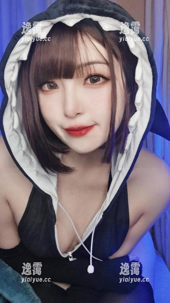 细细观看夏夏子的图片，仿佛小春日和在我眼前跳舞
