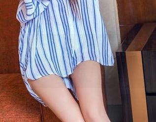 头条女神 – 小小鱼的清纯精选：谁能拒绝这样的纯真？