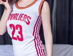 头条女神 – 运动中的申美嫣，免费的照片准备好了，你准备好了吗？快来围观这个‘动感’的时刻！