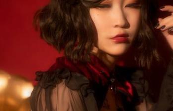 “奇行家狗崽”女仆资源库，图片里的每一帧都像是说着故事。