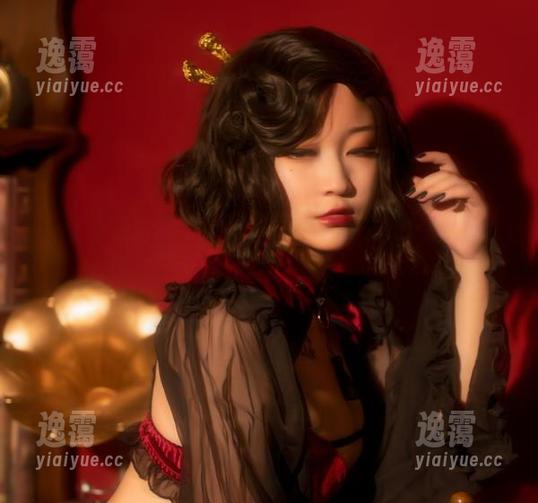 “奇行家狗崽”女仆资源库，图片里的每一帧都像是说着故事。