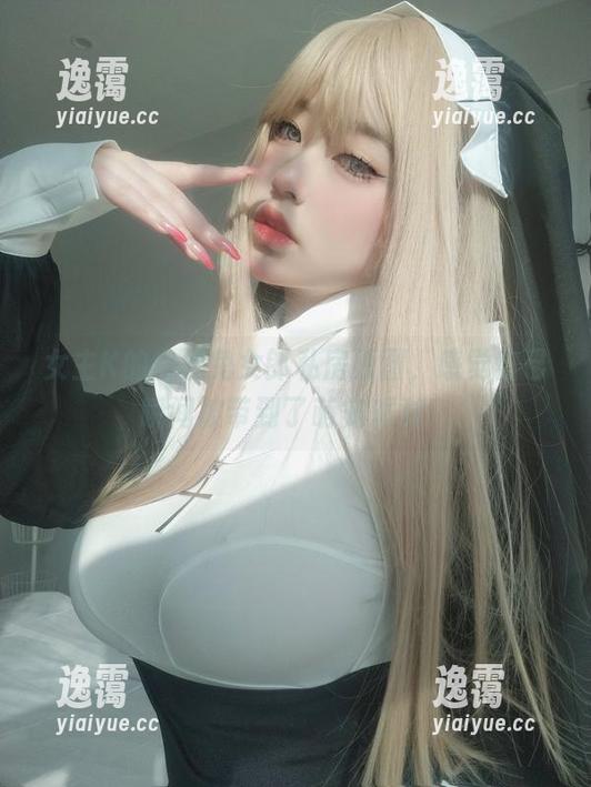 女主K的白丝兔女郎私房原图，感觉自己瞬间被带到了萌宠派对！