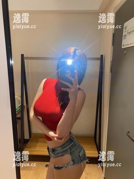 微密圈 - 奶宝妹纸来袭，熟女身姿简直就是资源界的“网红”！准备好你的表情包了吗？