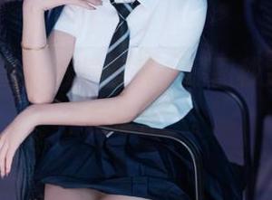 看封疆疆v的校园写真，原图秒变你的‘午后情怀’。