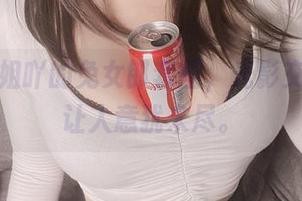 小泉学姐吖的兔女郎套图，光影交错，真让人意犹未尽。