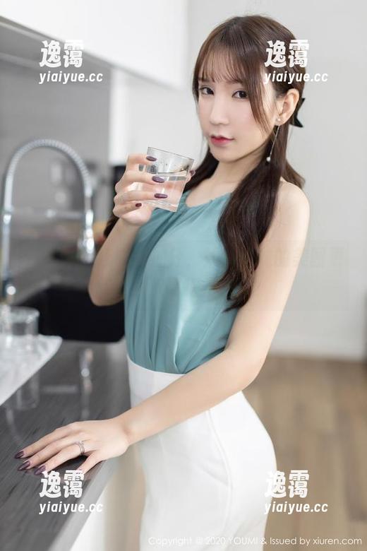 尤蜜荟 - 连衣裙加分，姝姝妹妹的美图更新让我欢喜得不得了！