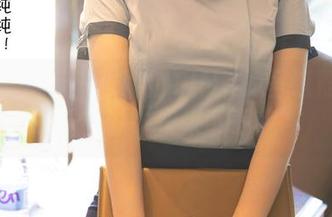 尤蜜荟 – 每一张娜娜TINA的圣诞照片都像是在说‘快来下载我’