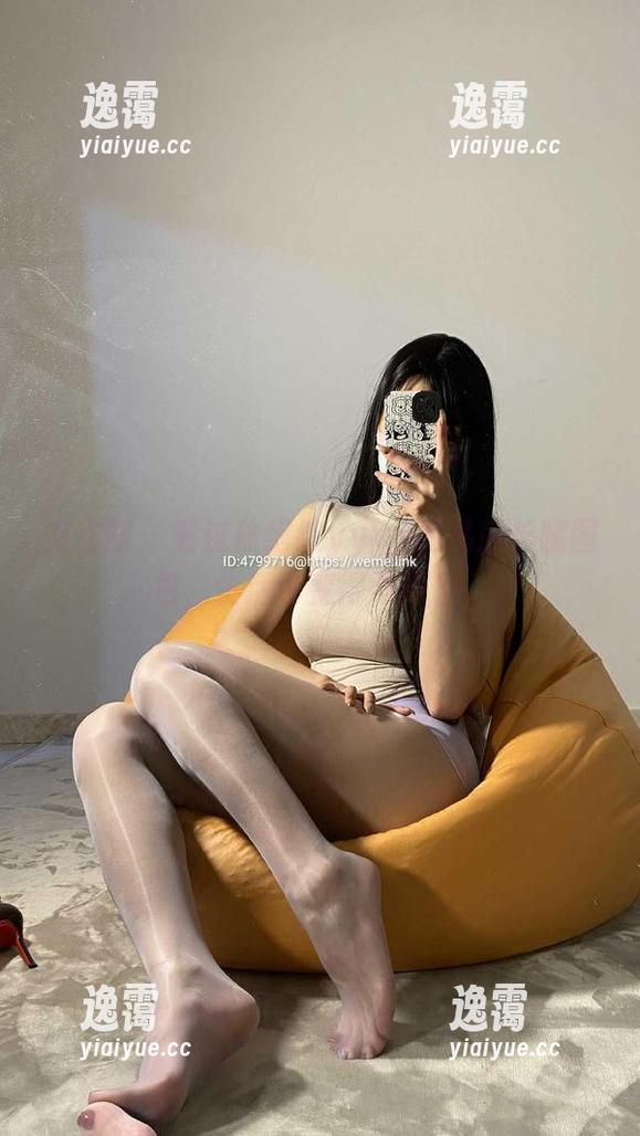 微密圈 - 看过徐绾绾yyyy的私房长腿图包，生活也变得不同了。