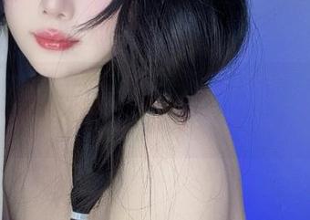 末夜787独家私房：美足写真，甜蜜又带点小撩。