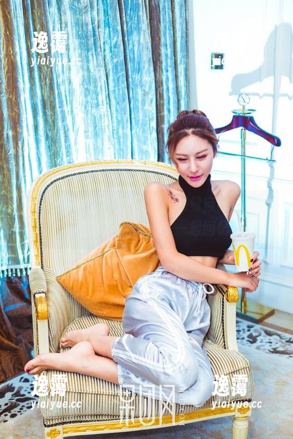 果团网 看到果团网的少女图片,感觉自己也变成了个少年,快分享给大家一起回忆青春!