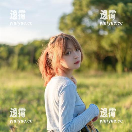 梨瑾瑾用她的户外黑长服刷新了我对cos的理解，更新真的值得瞩目！