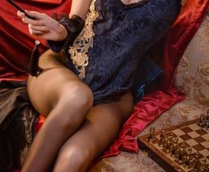 与沧霁桔梗一起，分享一千零一个江湖的美图瞬间！