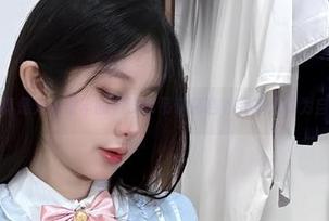 微密圈 – 这真是火龙果羊的黑连体吊带精选？我差点以为自己在做梦！