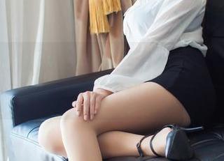爱蜜社 – 从未见过的王雨纯姐姐，今天在无圣光下再次挑战你的审美。
