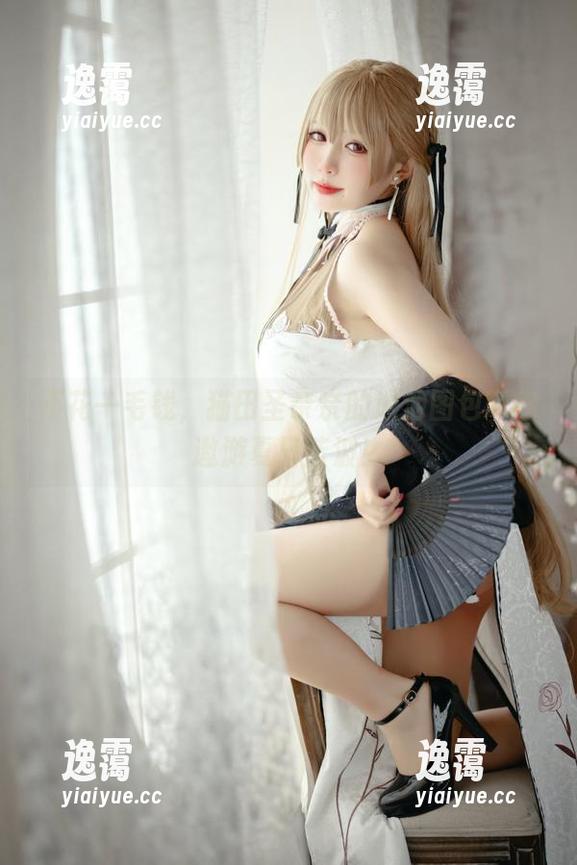 猫田圣奈奈 不花一毛钱,猫田圣奈奈的泳池图包带你遨游夏日蓝波!