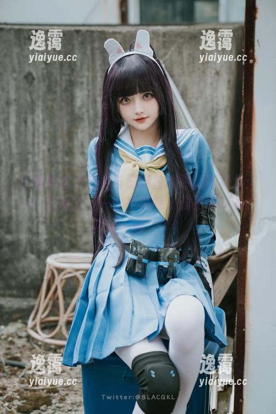 白莉爱吃巧克力 白莉爱吃巧克力与安琪拉的最新写真集:一个是博主,一个是模特,谁更能让人“眼前一亮”?!