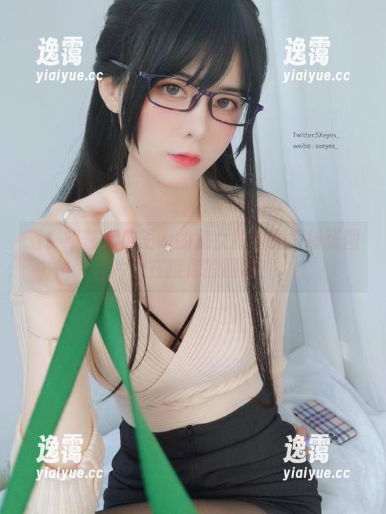 看！眼酱大魔王w的兔女郎变身！每张图片都在撩你的眼球！