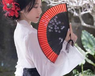 秀人网 – sophie余冰婚纱写真全集：她的婚纱让人觉得自己也该结个婚了，虽然还是单身！