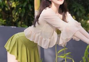 秀人网 – 从天台俯瞰，吴思晚的写真合集让人心动不已