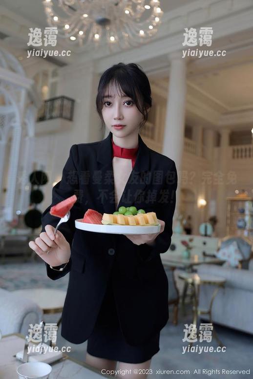 秀人网 - 想看曼柔女友的图包吗？完全免费，不会让你掉发！