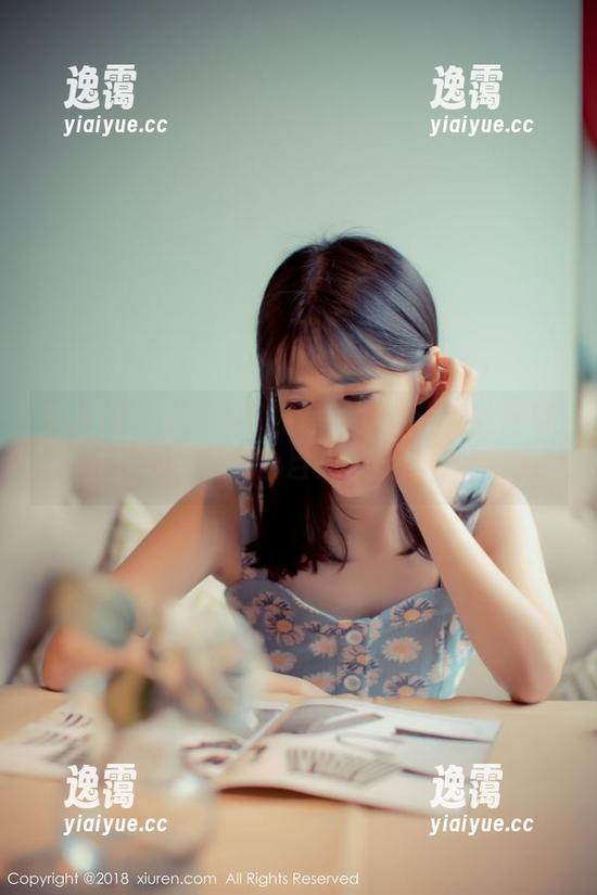 秀人网 - 沐子熙V私房图集：温柔这回事，就是我随便一个目光都能让你心动！