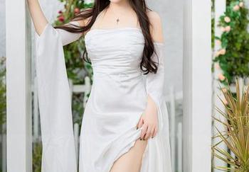 秀人网 – 糯美子MINIbabe牛仔裤写真：你确定这不是透视？我怎么看都觉得有点悬。