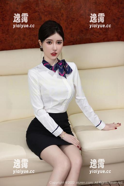 秀人网 - 高颜值与高清美图的完美结合，麦琪绫冰激淋教室里简直就是时光倒流的诱惑！