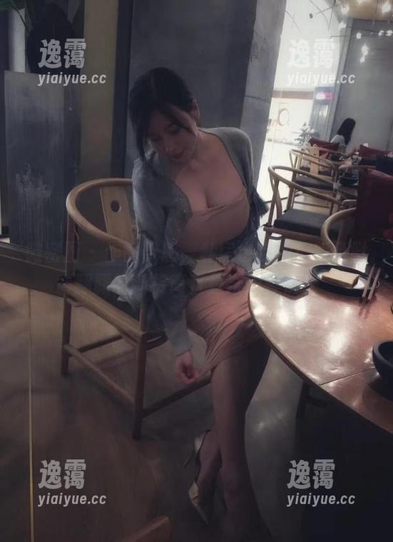 微密圈 - 作品带感，私房也带劲！紫色哒豚豚的新货简直是洗眼神器！