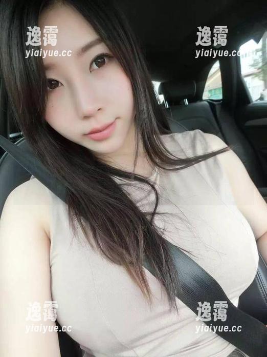 微密圈 - 定制黑丝，颠覆你对紫色哒豚豚的想象，别眨眼，图片来袭！