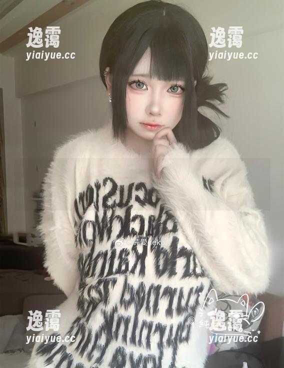 白裙裙下的柔情：原图中纯爱neko的魅力无法抗拒！
